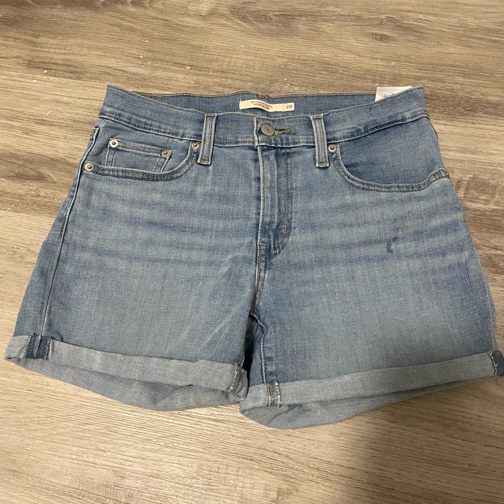 LEVI WOMEN SHORTS